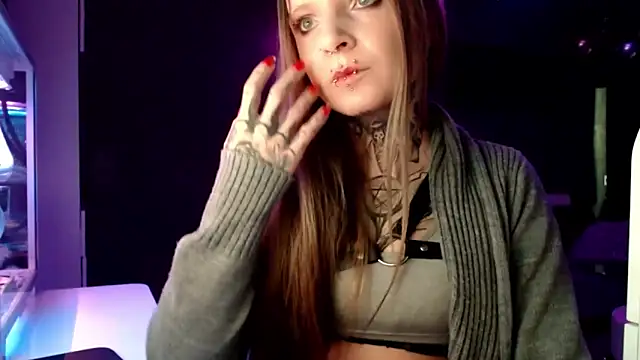 InesGold online show from 02/08/25, 03:21