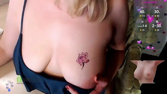 Snapshot of _-Luna-_ chatting on 03/22/26, 08:12 -Luna- online show from 03/22/26, 08:12