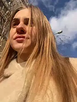 GraceTorrez online show from 02/05/25, 08:54