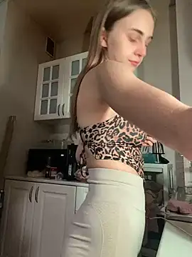 GraceTorrez online show from 02/06/25, 12:16