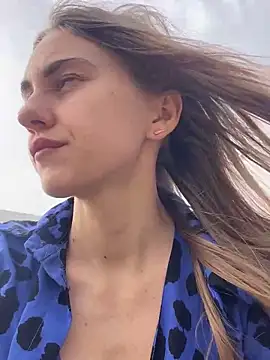 GraceTorrez online show from 03/12/25, 12:04