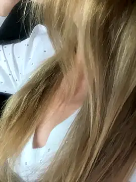 GraceTorrez online show from 09/16/25, 05:36