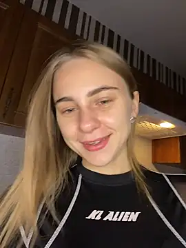 GraceTorrez online show from 10/16/25, 02:51