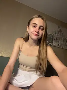 GraceTorrez online show from 11/02/25, 06:10