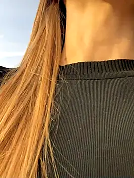 GraceTorrez online show from 11/23/25, 12:05