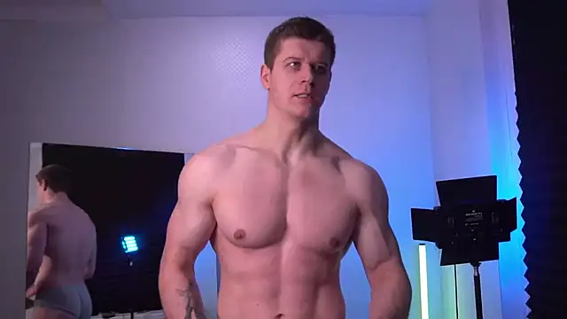 Snapshot of Bruno_Banani chatting on 11/04/25, 03:55 Bruno Banani online show from 11/04/25, 03:55