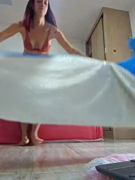 Snapshot of Abbyjonhson__ chatting on 11/28/25, 05:04 Abbyjonhson online show from 11/28/25, 05:04