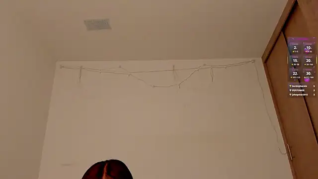 Snapshot of Abbyjonhson__ chatting on 12/16/25, 11:32 Abbyjonhson online show from 12/16/25, 11:32