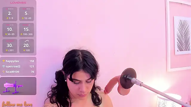 zyle boobs online show from 11/09/25, 12:20