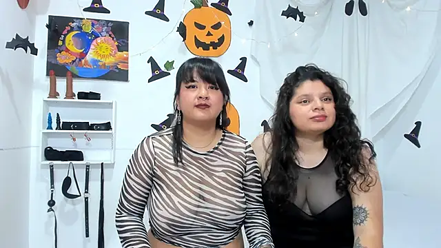 Karol IsabelCouple online show from 10/21/25, 02:34