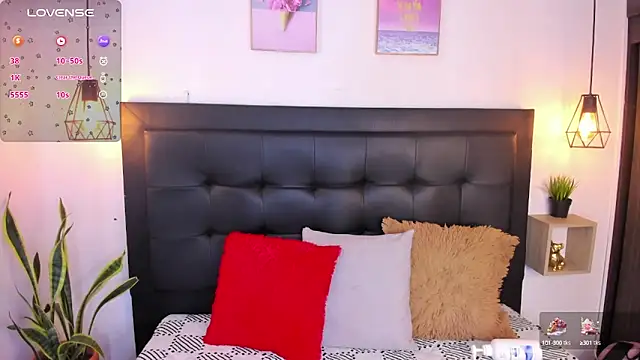 Snapshot of sweet_abby1 chatting on 12/28/24, 12:24 sweet abby1 online show from 12/28/24, 12:24