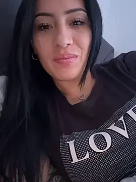 Sara luna  online show from 12/11/24, 05:48