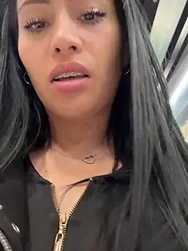 Sara luna  online show from 03/20/25, 11:02