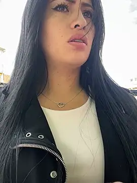 Snapshot of Sara_luna_ chatting on 07/10/26, 01:58 Sara luna online show from 07/10/26, 01:58