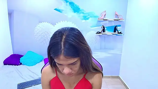 Snapshot of DEMI_LEED chatting on 10/10/25, 11:53 DEMI LEED online show from 10/10/25, 11:53