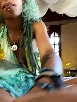 Snapshot of sammoura01 chatting on 09/11/25, 07:25 sammoura01 online show from 09/11/25, 07:25