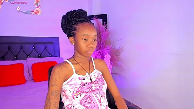 Snapshot of Rihana_hot01 chatting on 02/21/25, 01:11 Rihana hot01 online show from 02/21/25, 01:11