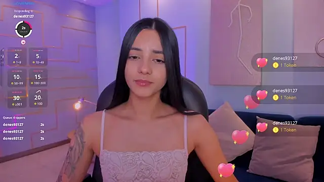 Snapshot of HannahJamesX chatting on 02/05/25, 09:50 HannahJamesX online show from 02/05/25, 09:50