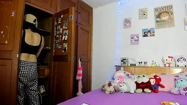 LunaDeCristall online show from 09/09/25, 07:19