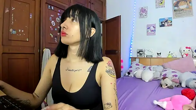 LunaDeCristall online show from 09/10/25, 09:53