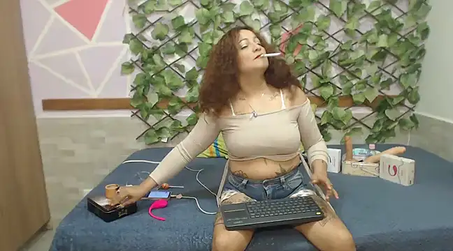 Lena lawson online show from 02/05/25, 05:09