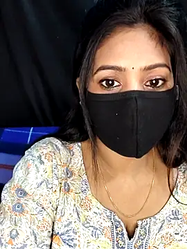 Snapshot of Monalisha_G chatting on 04/03/26, 05:33 Monalisha G online show from 04/03/26, 05:33