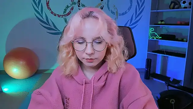 JasmineMilko online show from 02/07/25, 05:10