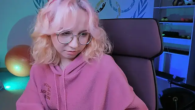 JasmineMilko online show from 02/07/25, 08:11