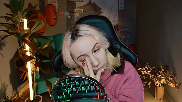 JasmineMilko online show from 03/09/25, 05:11