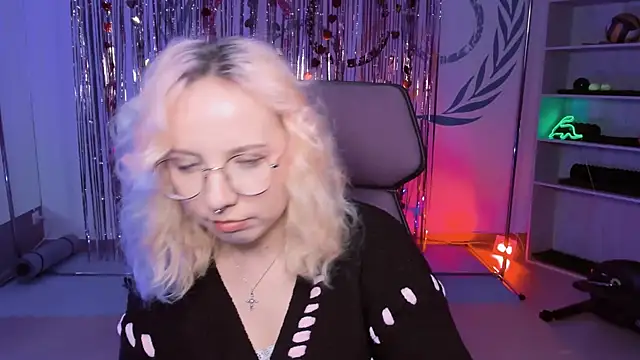 JasmineMilko online show from 03/12/25, 09:34