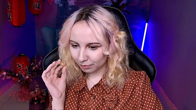 JasmineMilko online show from 03/18/25, 11:19