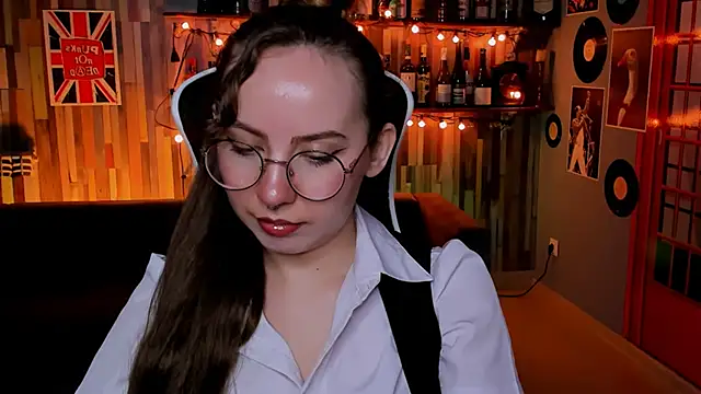 JasmineMilko online show from 06/03/26, 05:10