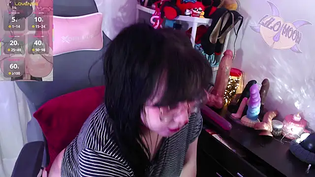 LiloMoon69 online show from 10/21/25, 05:02