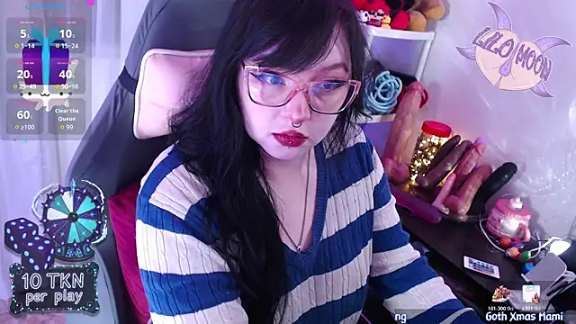 LiloMoon69 online show from 12/17/25, 02:12