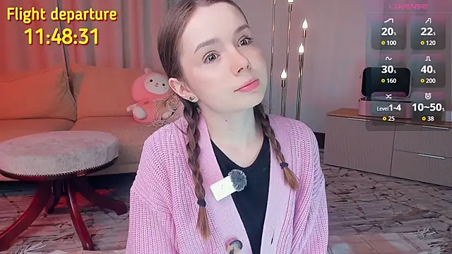 Snapshot of DominikaElis chatting on 04/07/26, 07:47 DominikaElis online show from 04/07/26, 07:47