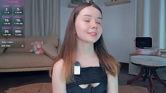 Snapshot of DominikaElis chatting on 04/20/26, 07:59 DominikaElis online show from 04/20/26, 07:59