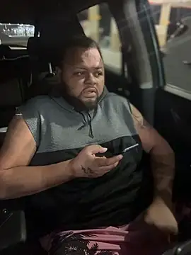 Snapshot of papijusto chatting on 11/05/25, 02:44 papijusto online show from 11/05/25, 02:44