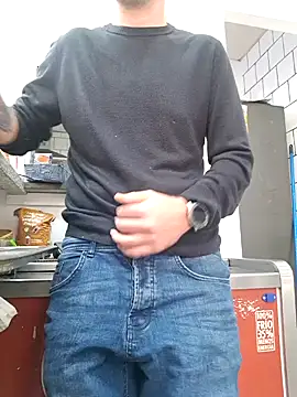 PublicNoFace online show from 01/03/25, 02:40