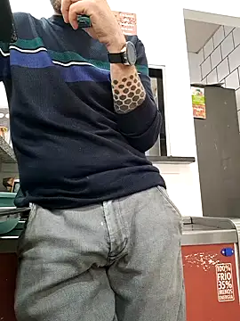 PublicNoFace online show from 01/08/25, 12:58