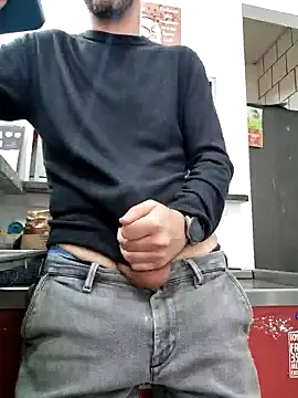 PublicNoFace online show from 01/28/25, 11:38