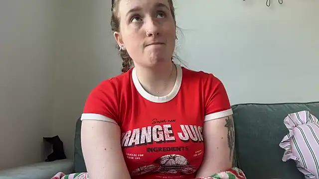 Snapshot of lilsbabyxo chatting on 04/21/26, 03:07 lilsbabyxo online show from 04/21/26, 03:07