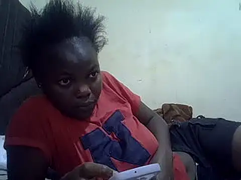 Snapshot of pretty_vivy chatting on 02/16/25, 05:15 pretty vivy online show from 02/16/25, 05:15