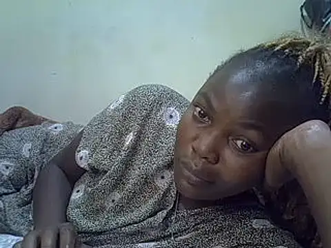 Snapshot of pretty_vivy chatting on 03/23/25, 04:05 pretty vivy online show from 03/23/25, 04:05