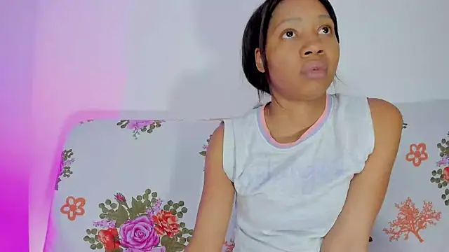 Snapshot of Deliciouscocoa chatting on 02/13/25, 11:15 Deliciouscocoa online show from 02/13/25, 11:15