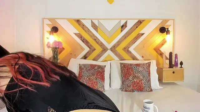 NicoleHaley online show from 02/22/25, 02:52