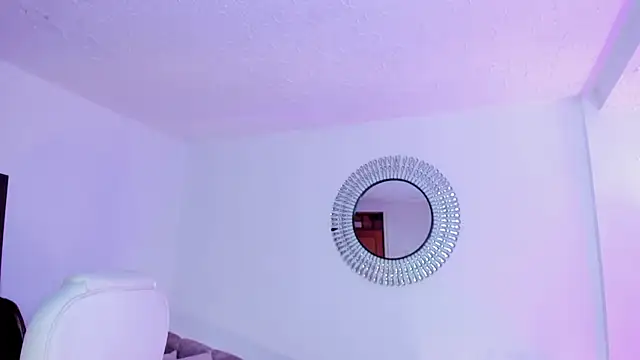 Snapshot of amelie_jhons chatting on 01/23/25, 10:01 amelie jhons online show from 01/23/25, 10:01