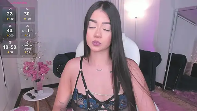 Snapshot of amelie_jhons chatting on 03/05/25, 08:21 amelie jhons online show from 03/05/25, 08:21