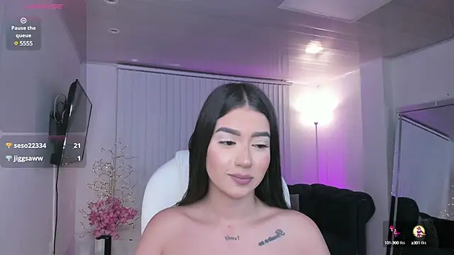 Snapshot of amelie_jhons chatting on 03/15/25, 02:14 amelie jhons online show from 03/15/25, 02:14