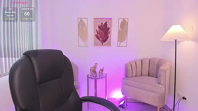 Snapshot of amelie_jhons chatting on 10/23/25, 07:56 amelie jhons online show from 10/23/25, 07:56