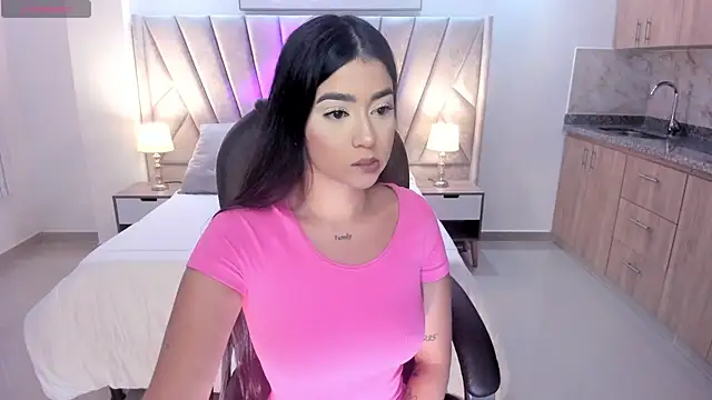 Snapshot of amelie_jhons chatting on 11/15/25, 08:05 amelie jhons online show from 11/15/25, 08:05